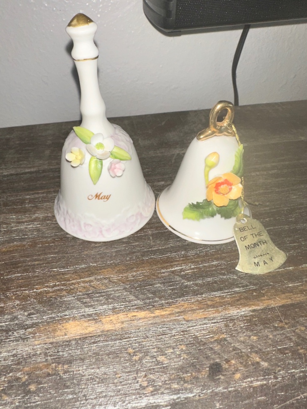 Lift on collectable Bell/ Enco 1979 Pair MAY